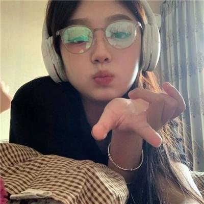 女孩
